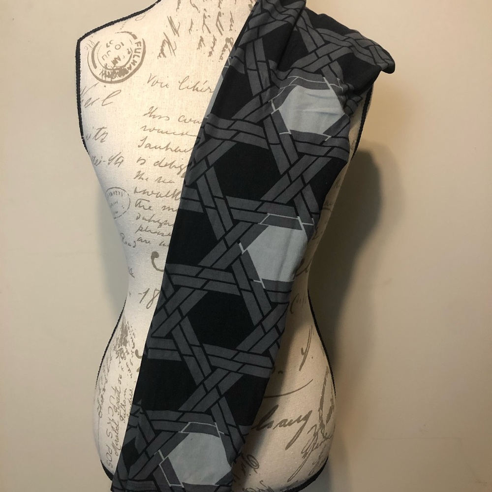 LulaRoe OS leggings